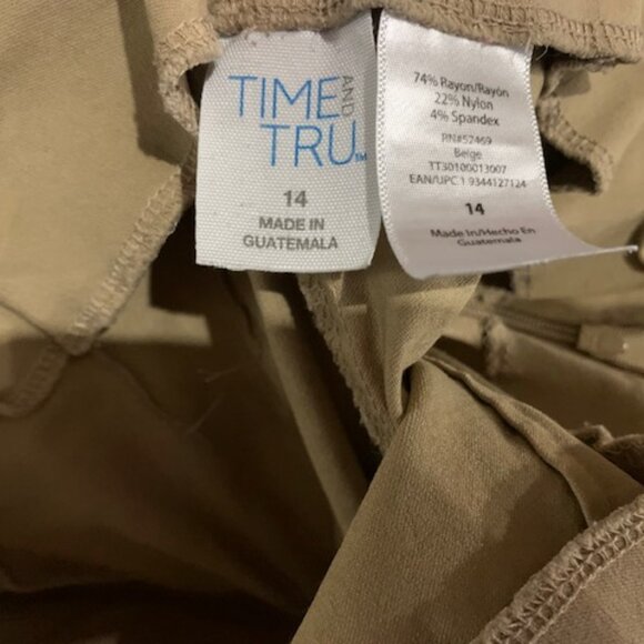 Time and Tru Tan/Khaki Skinny Pants - Picture 3 of 3